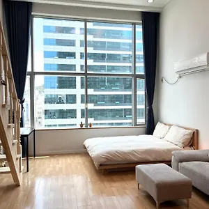 Hongdae Station Loft アパート